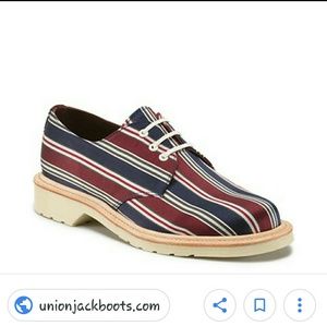 Dr Martens 3-eye Percy Shoe